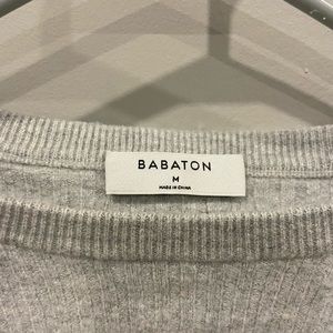 knit cropped sweater